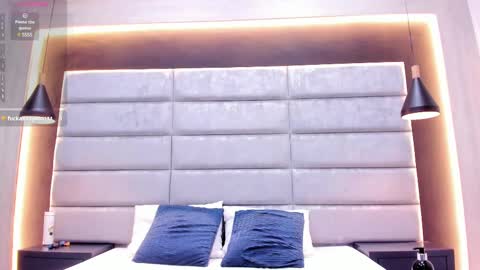 Snapshot of dolly_brownc chatting on January 26, 6:49 am dolly_brownc online show from January 26, 6:49 am