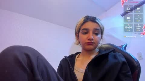 Dolly pocket online show from April 15, 9:38 am