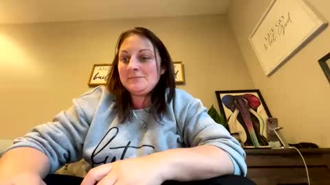 Dolly online show from March 3, 11:56 pm