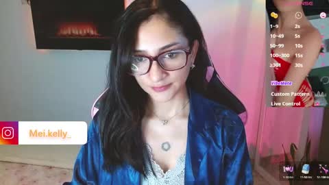 dollykelly_ online show from March 15, 10:27 pm