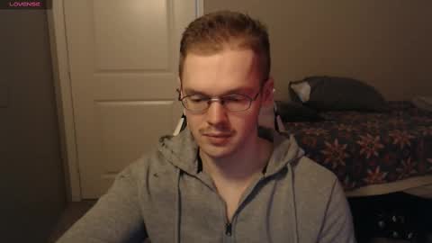 Snapshot of doloresman chatting on February 26, 8:33 pm doloresman online show from February 26, 8:33 pm