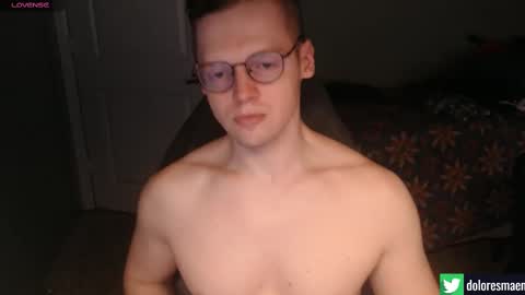 Snapshot of doloresman chatting on September 30, 4:50 am doloresman online show from September 30, 4:50 am