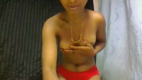 doloresslu online show from February 6, 1:21 am