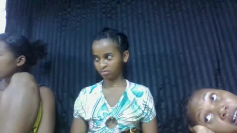 doloresslu online show from February 6, 1:25 pm