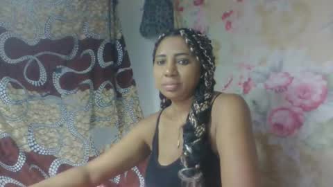 doloresslu online show from April 11, 1:26 pm