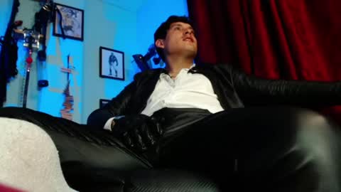 Diego Castell online show from April 19, 1:27 am