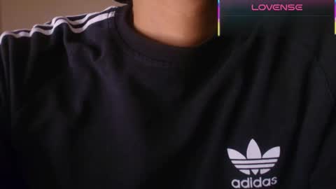 Snapshot of dom_veneno chatting on September 18, 7:49 pm dom_veneno online show from September 18, 7:49 pm