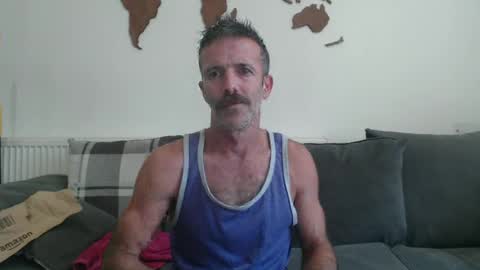 Snapshot of dombolio chatting on July 9, 4:33 pm Dombol online show from July 9, 4:33 pm