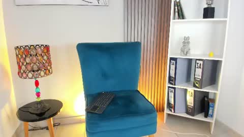 Snapshot of domboy_ chatting on June 24, 8:41 pm domboy online show from June 24, 8:41 pm