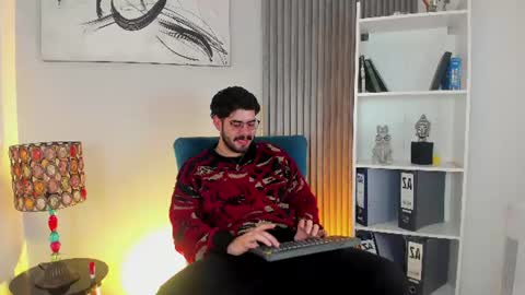 Snapshot of domboy_ chatting on June 29, 8:09 pm domboy online show from June 29, 8:09 pm