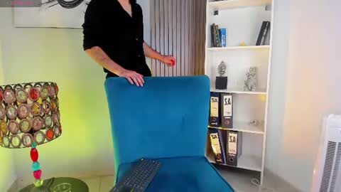 Snapshot of domboy_ chatting on July 20, 8:11 pm domboy online show from July 20, 8:11 pm