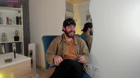 Snapshot of domboy_ chatting on July 30, 8:19 pm domboy online show from July 30, 8:19 pm