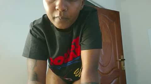 Snapshot of domecesy chatting on October 12, 12:04 pm Amarie noels online show from October 12, 12:04 pm