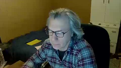 Snapshot of domiande chatting on January 7, 10:22 am domiande online show from January 7, 10:22 am