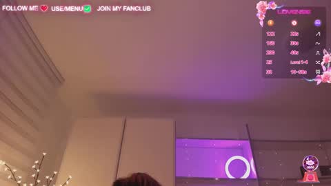 Snapshot of domina_deivis chatting on January 6, 5:19 am I WILL BE BACK ON WEDNESDAY DECEMBER 4 0100AM COLOMBIA TIME    online show from January 6, 5:19 am