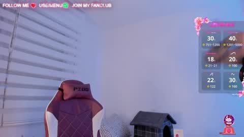 Snapshot of domina_deivis chatting on March 5, 6:33 am I WILL BE BACK ON WEDNESDAY DECEMBER 4 0100AM COLOMBIA TIME    online show from March 5, 6:33 am