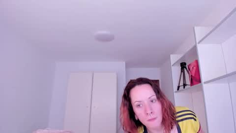 Snapshot of domina_deivis chatting on October 8, 8:01 am I WILL BE BACK ON WEDNESDAY DECEMBER 4 0100AM COLOMBIA TIME    online show from October 8, 8:01 am