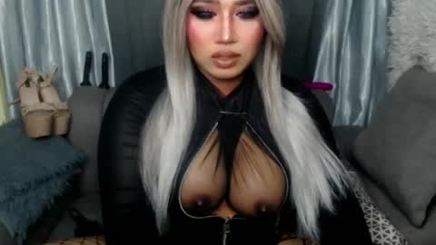 dominant10inchcock online show from October 31, 10:11 pm