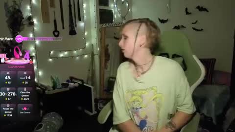 Bigbearnbunnyboy online show from October 16, 10:55 pm