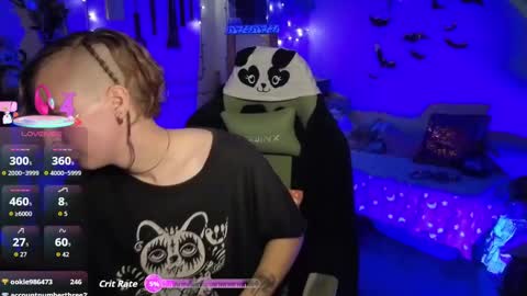 Bigbearnbunnyboy online show from November 3, 11:15 pm