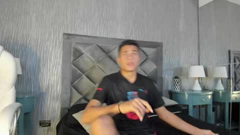 dominic_burk online show from November 7, 7:36 pm