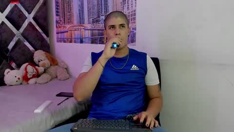 DOMI online show from March 4, 3:12 am