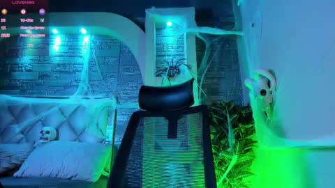 dominic de luca online show from October 17, 3:53 am