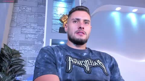 dominic de luca online show from April 6, 2:20 am