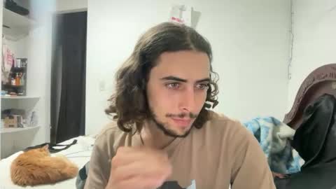 Snapshot of dominic_walls chatting on March 21, 2:49 am Felipe online show from March 21, 2:49 am