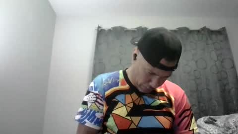 Snapshot of dominicanorico chatting on December 31, 6:05 am luis online show from December 31, 6:05 am