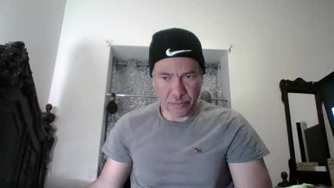 luis online show from January 11, 2:55 pm