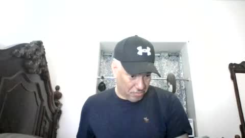 Snapshot of dominicanorico chatting on July 1, 9:03 pm luis online show from July 1, 9:03 pm