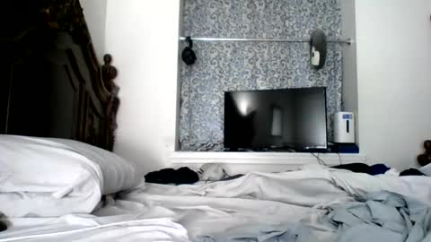 Snapshot of dominicanorico chatting on July 9, 2:15 am luis online show from July 9, 2:15 am