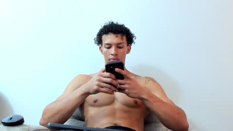 Snapshot of dominick_star chatting on December 13, 7:15 am Dominick Star online show from December 13, 7:15 am