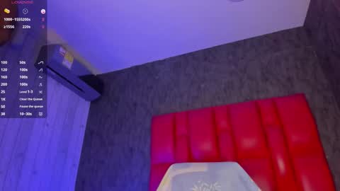 Snapshot of dominicsccott chatting on February 3, 1:27 pm Dominicscott online show from February 3, 1:27 pm