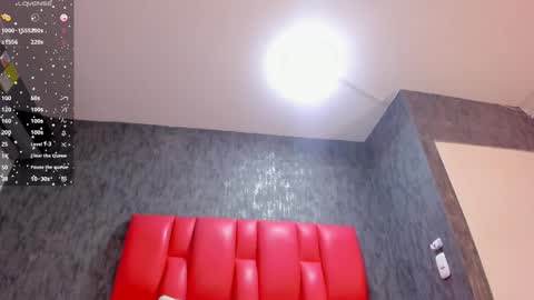 Snapshot of dominicsccott chatting on February 21, 1:12 pm Dominicscott online show from February 21, 1:12 pm