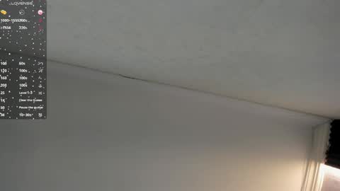 Snapshot of dominicsccott chatting on May 10, 12:32 pm Dominicscott online show from May 10, 12:32 pm
