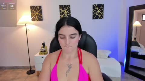 Snapshot of dominika_lovy chatting on April 27, 8:40 pm Dominika online show from April 27, 8:40 pm
