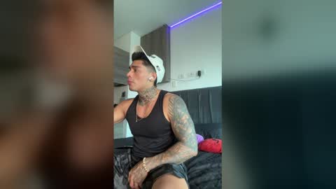Only fans Ronnie col---InstaRonniecolleman  online show from March 28, 6:18 pm