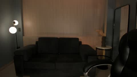 Snapshot of dominiquevega_ chatting on July 5, 10:17 pm Dominique online show from July 5, 10:17 pm