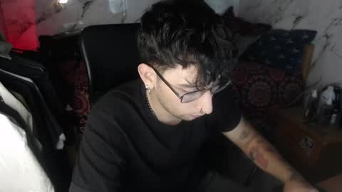 Snapshot of dominus_kane chatting on April 30, 5:47 am dominus_kane online show from April 30, 5:47 am