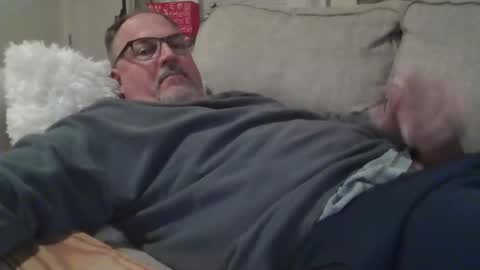 Snapshot of domisz chatting on December 3, 9:23 pm domisz online show from December 3, 9:23 pm