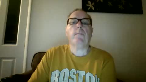 Snapshot of domjolly08 chatting on September 17, 9:16 pm David uk online show from September 17, 9:16 pm