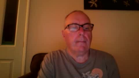 Snapshot of domjolly08 chatting on September 28, 9:53 pm David uk online show from September 28, 9:53 pm