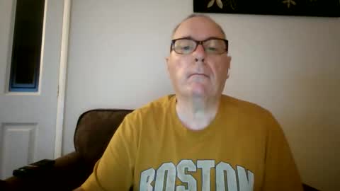 Snapshot of domjolly08 chatting on October 7, 9:01 pm David uk online show from October 7, 9:01 pm