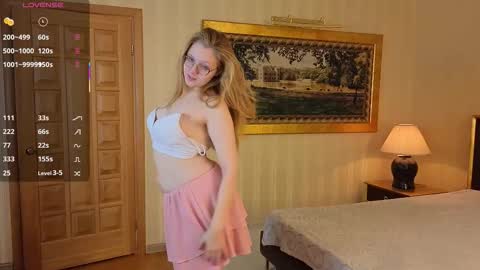 Macy online show from November 21, 2:54 am