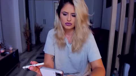 Tessa online show from September 14, 6:07 pm