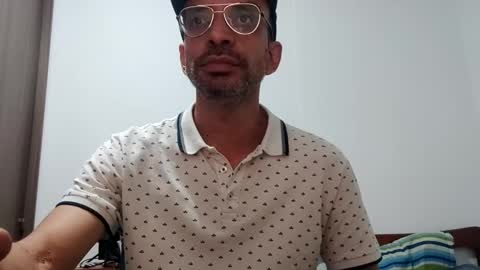 Snapshot of don__chi chatting on December 8, 12:40 am don__chi online show from December 8, 12:40 am