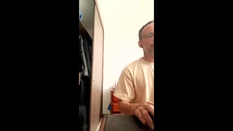 Snapshot of don__chi chatting on February 17, 6:47 pm don__chi online show from February 17, 6:47 pm