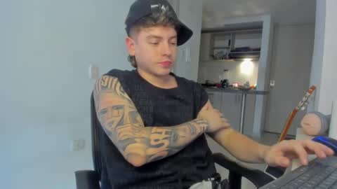 Snapshot of donald__king chatting on July 29, 9:46 pm Donald online show from July 29, 9:46 pm